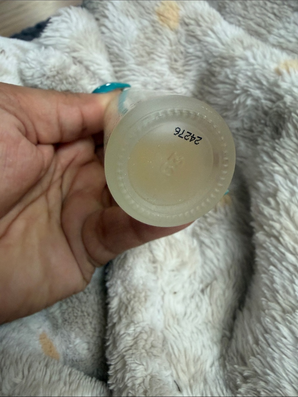 MZ Skin Hyaluronic Acid Hydrating Serum — Peach Pink - Picture 3 of 4